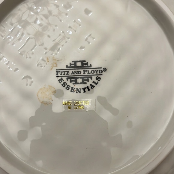 Fitz and Floyd Essentials Christmas Harvest Fruit Plate - Picture 2 of 3